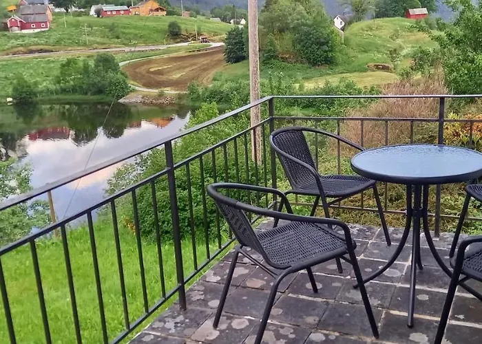 Vassel Gård * Herand